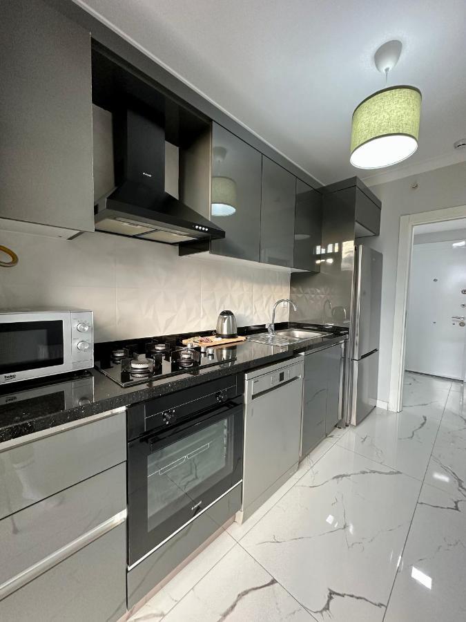 Sisli Modern Residence, 2 Bedroom Apartments, 250M Metro Station 伊斯坦布尔 外观 照片