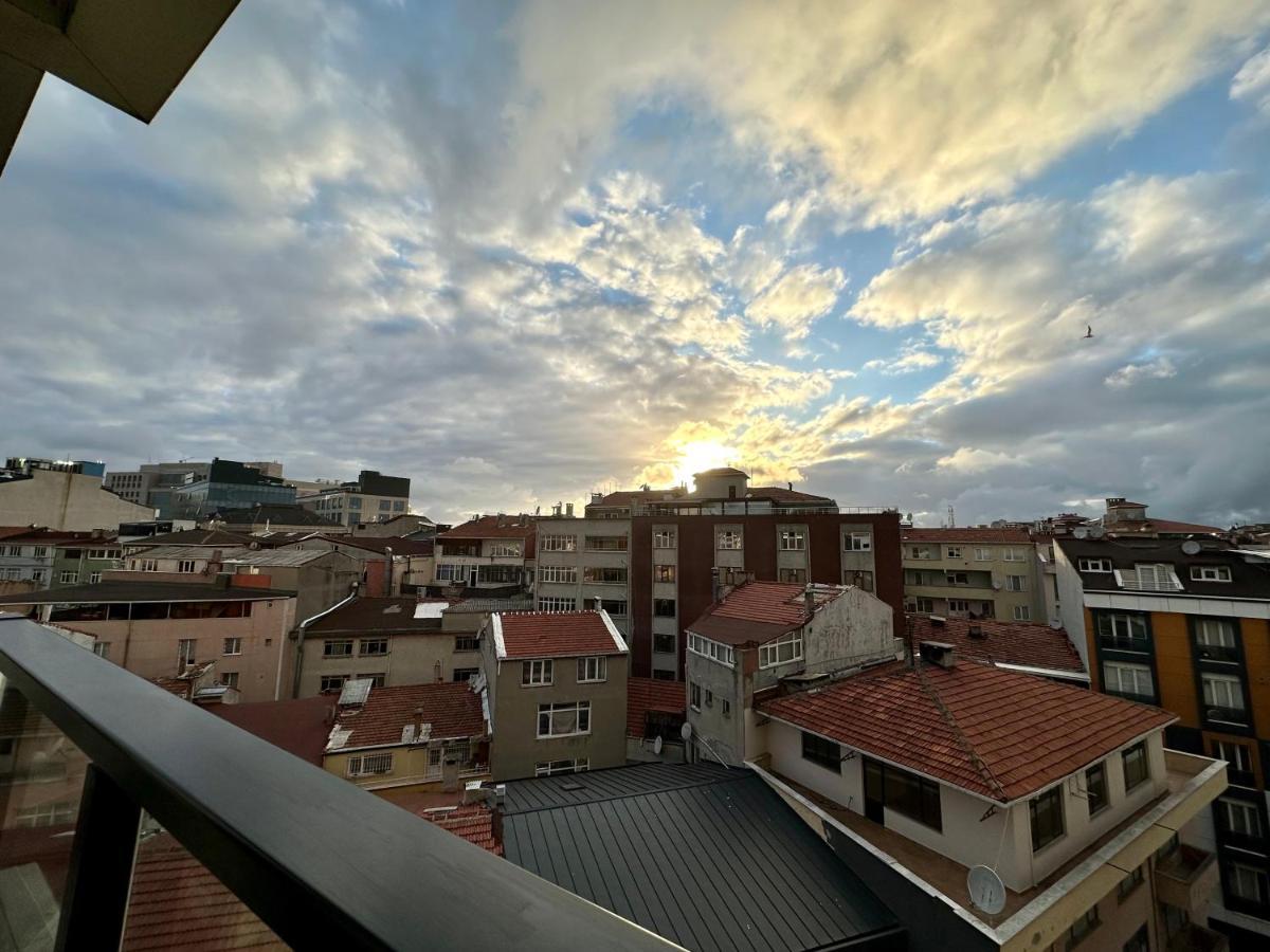 Sisli Modern Residence, 2 Bedroom Apartments, 250M Metro Station 伊斯坦布尔 外观 照片